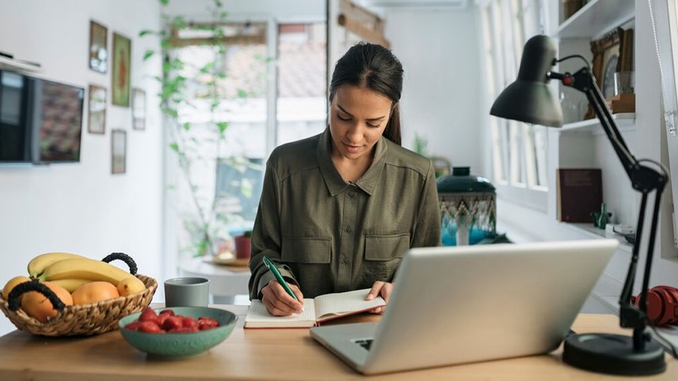 side hustle for women