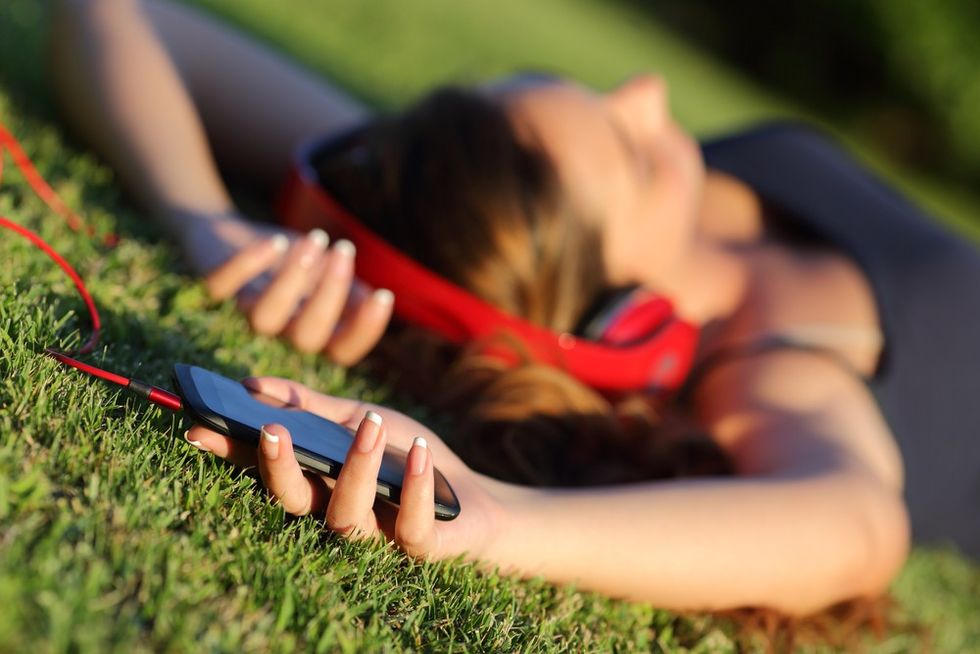 5 Apps to Improve Your Focus, Reduce Stress, and Strengthen the Mind