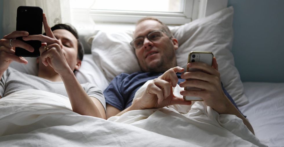 Get Off: 3 Signs Social Media Might be Hurting Your Sex Life