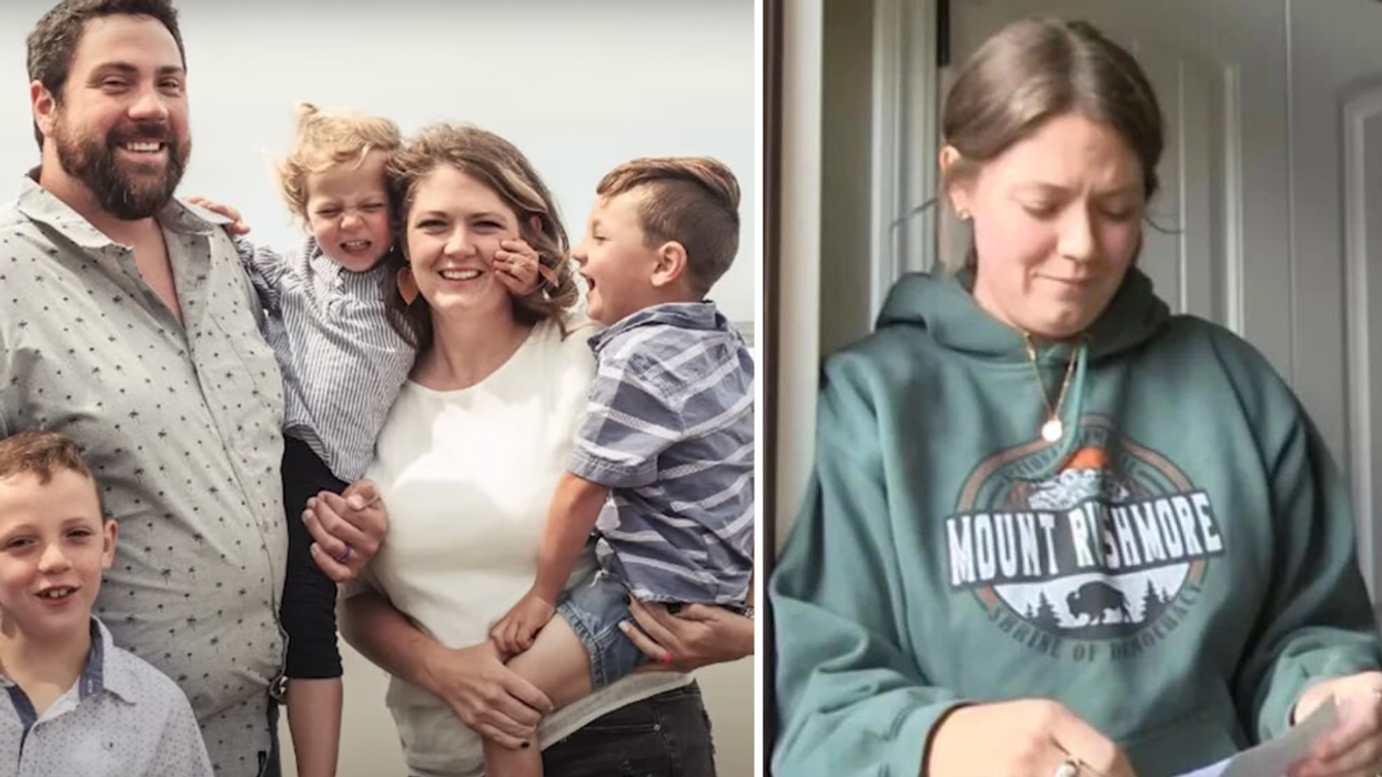 Single Mom of 4 Struggles to Raise Her Kids All by Herself - Receives a Surprise Gift of $20,000 on Her Doorstep