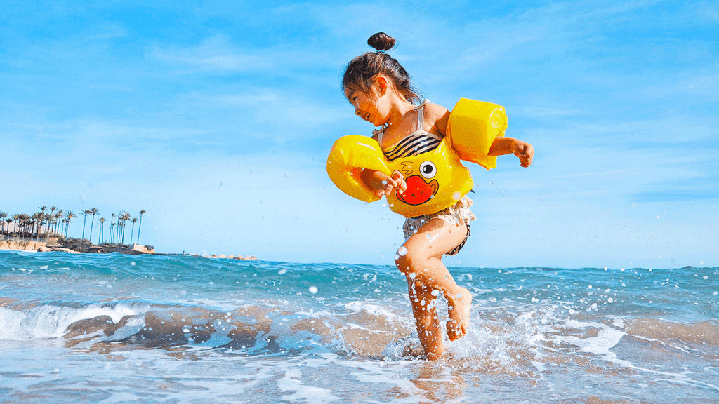 Sunshine Photo by Leo Rivas on Unsplash