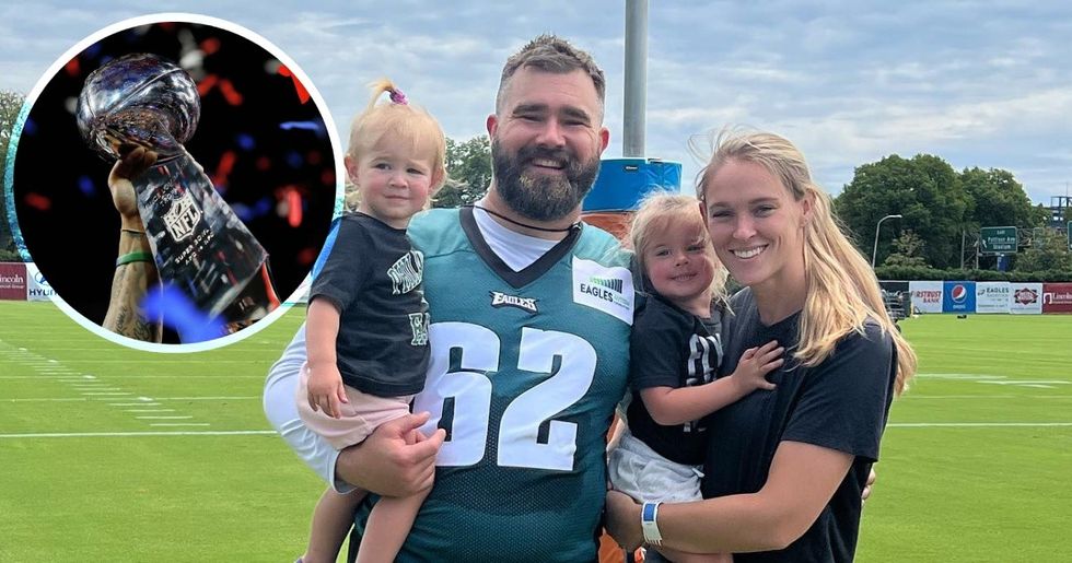 Super Bowl Player Bringing Very Pregnant Wife's Doctor to This Weekend's Big Game — Just in Case