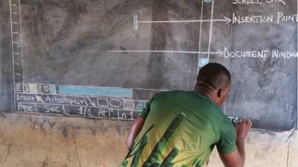 Dedicated Teacher Goes Viral For Teaching Computer Lessons...Without a Computer Available