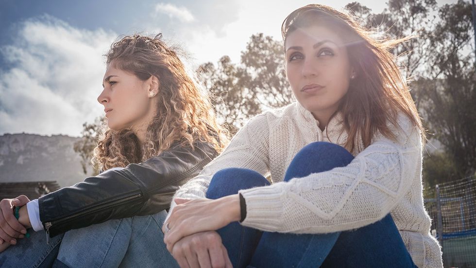 Toxic Friends: 6 Signs of a Toxic Friendship, and When To Call It Quits