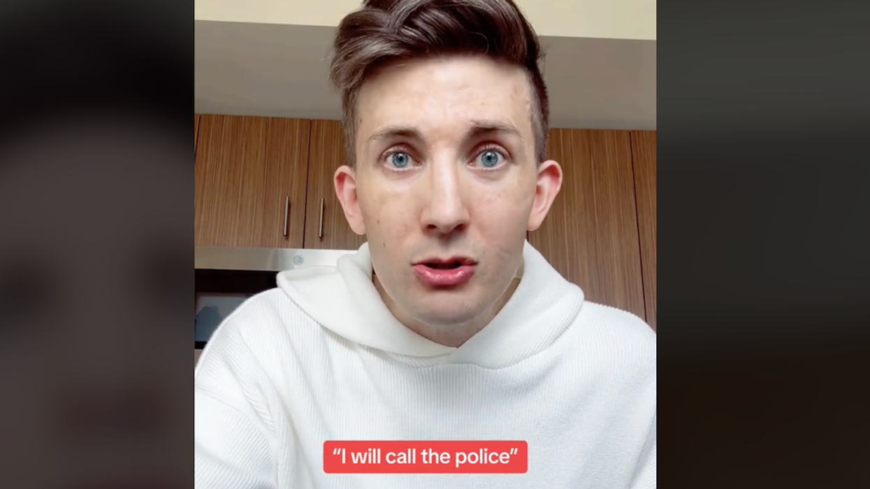 \u200bYoung blind man captions video describing discriminating experience: "I will call the police."