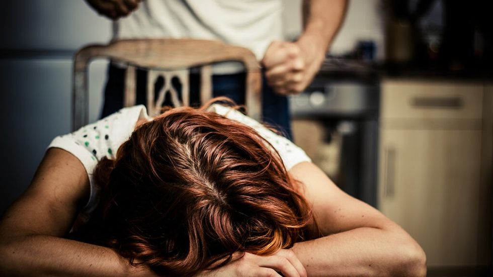 what is a trauma bond