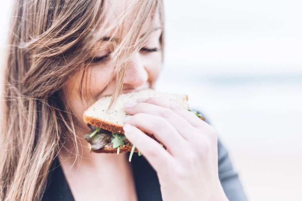 5 Myths About Healthy Eating We Absolutely Need to Debunk