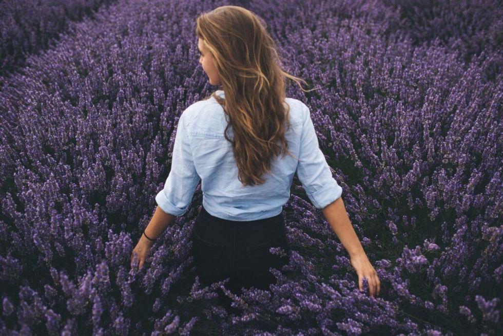 Woman-in-a-lavender-field