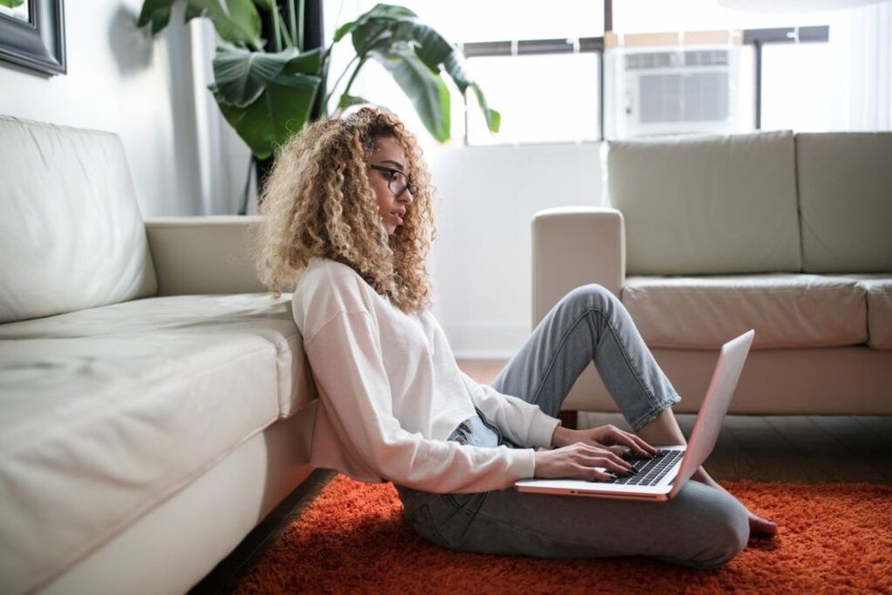 Woman-on-laptop-at-home