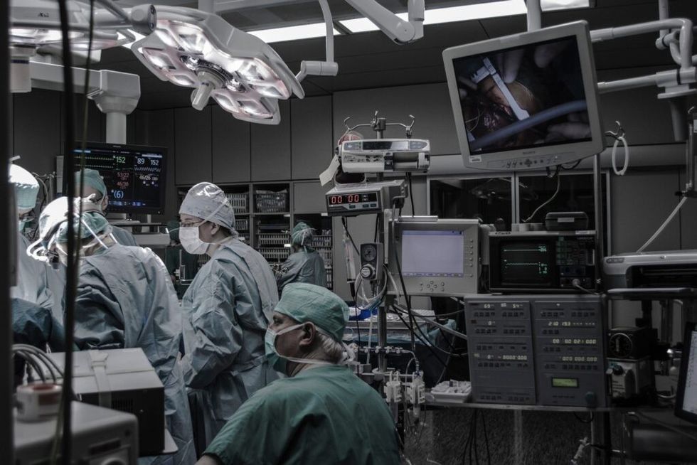 highest-paying-jobs-us-surgeon