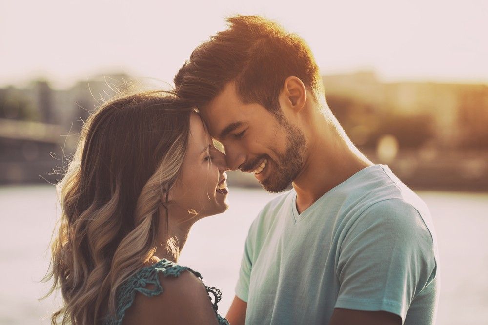 6 Crucial Things You Need to Know About Falling In Love