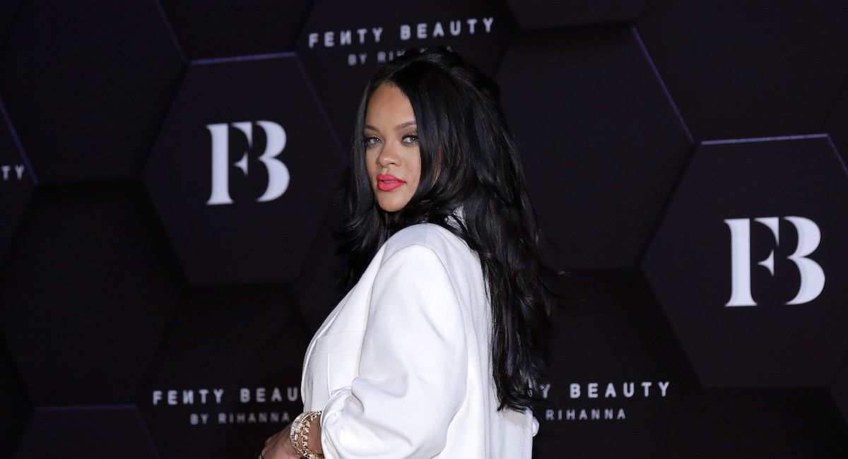 Rihanna is Undoubtably a Fashion Icon, Here's Why