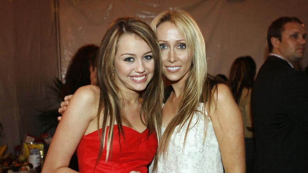 The Truth Behind Miley Cyrus Relationship With Her Mom Tish