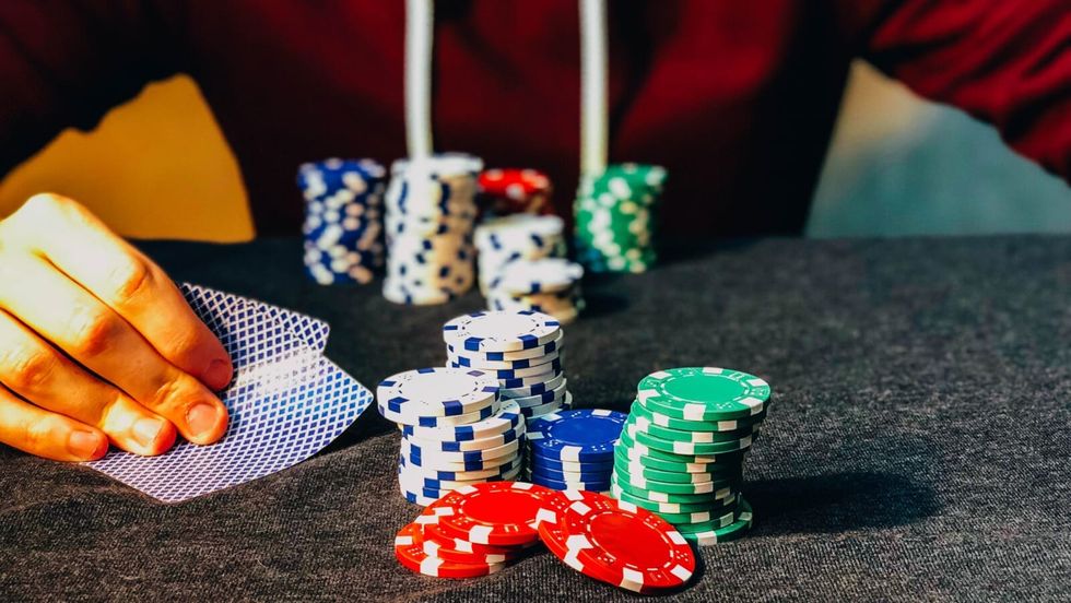 How Gambler's Fallacy Negatively Impacts Prediction