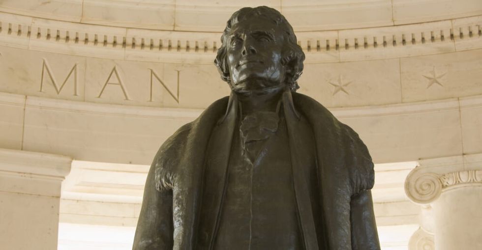 Statuia lui Thomas Jefferson
