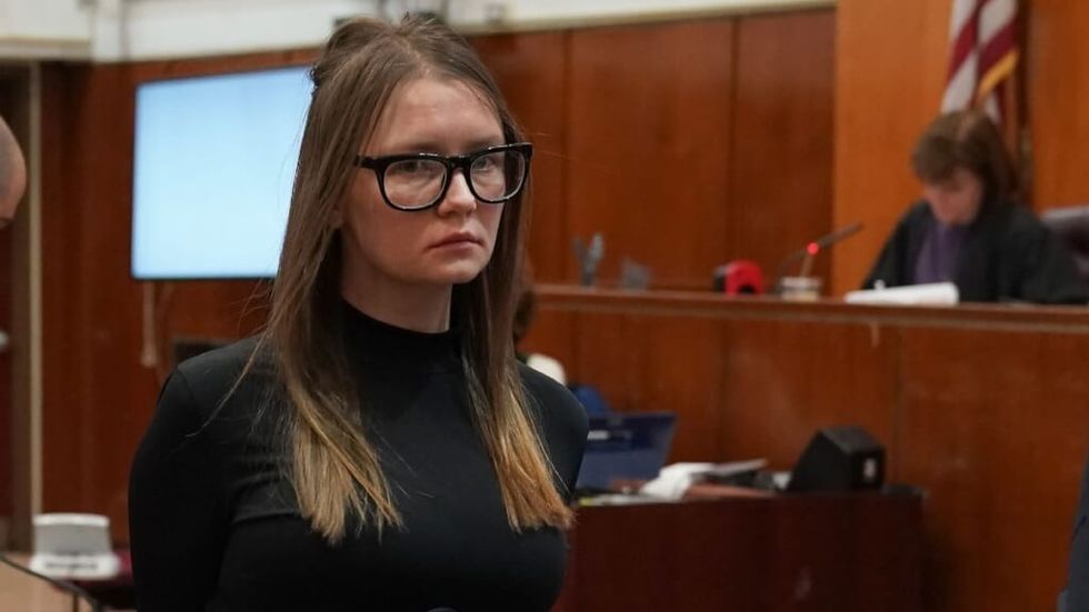 Anna Sorokin în timpul proceselor ei