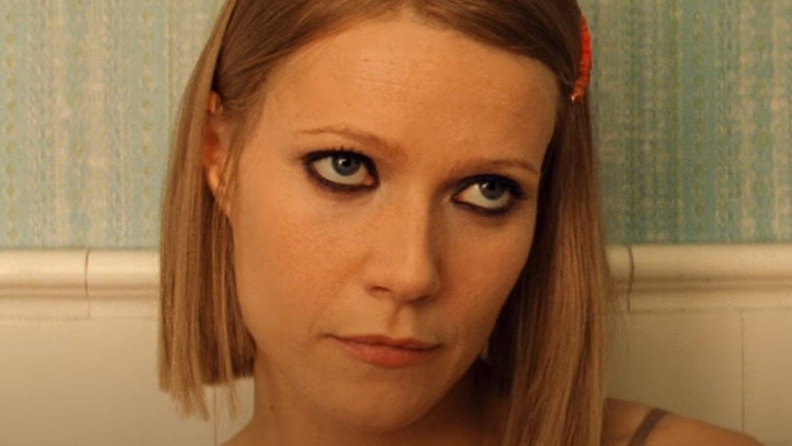 close up of Gwyneth Paltrow in The Royal Tenenbaums