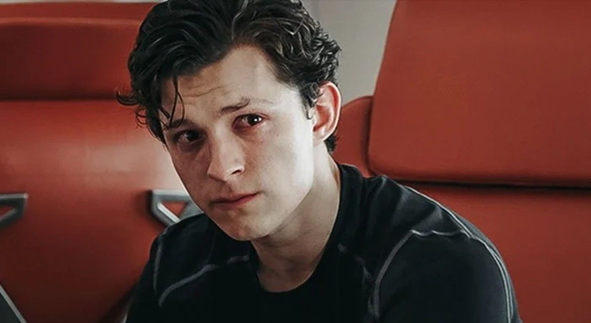 Tom Holland crying on set of Spiderman