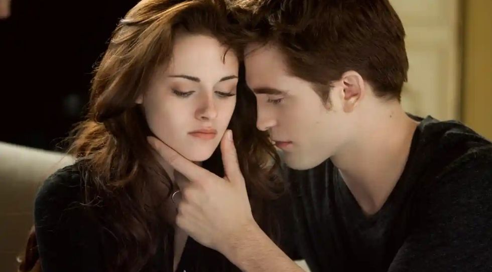 Why Twilight's Bella, Edward & Jacob Love Triangle Was Toxic