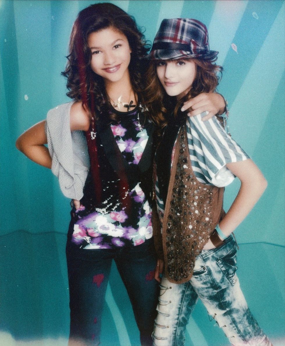 Bella Thorne and Zendaya, Shake It Up! promo