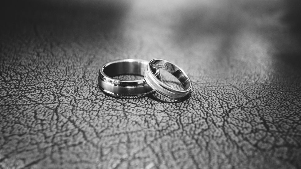 two silver rings