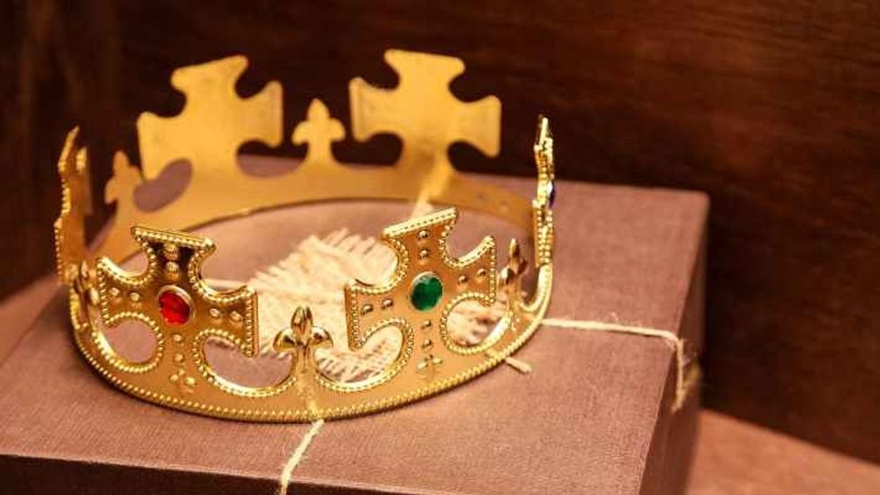 golden crown